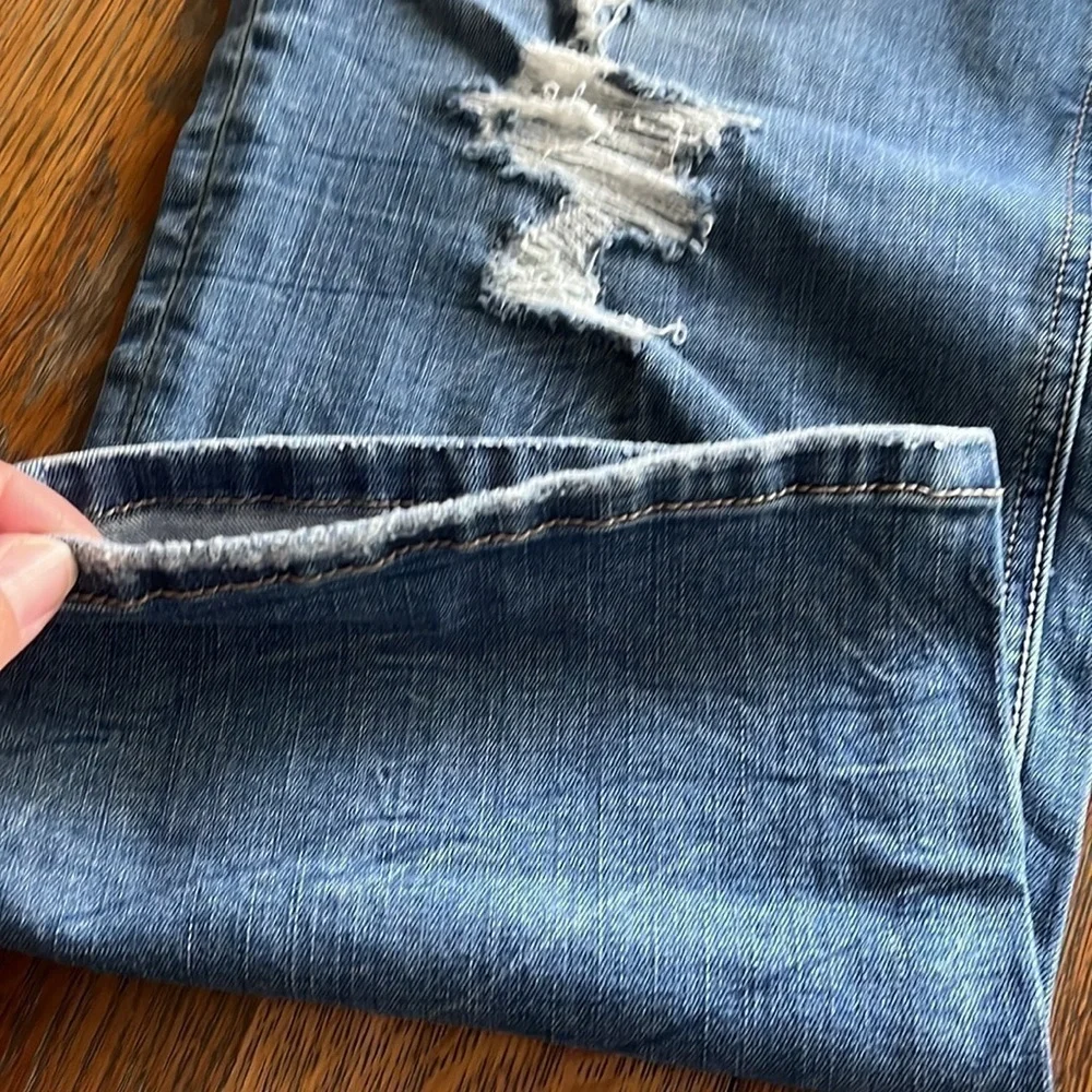 Lane Bryant Genius Fit distressed crop jeans size 18